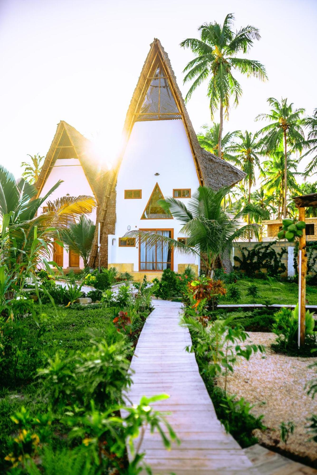 La Perla Beach Resort, Zanzibar - Your Beachfront Private Haven 프와니 음찬가니 외부 사진