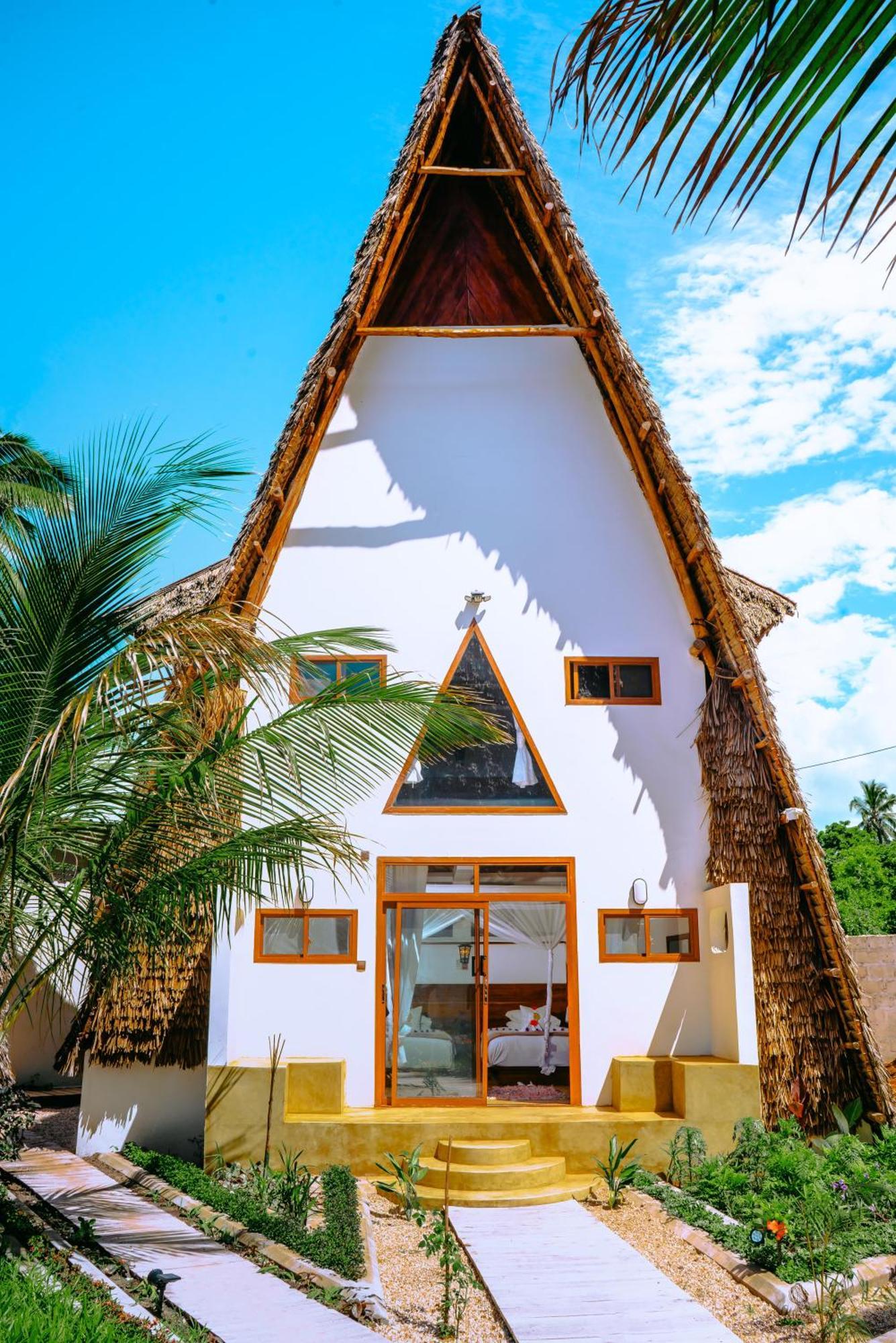 La Perla Beach Resort, Zanzibar - Your Beachfront Private Haven 프와니 음찬가니 외부 사진