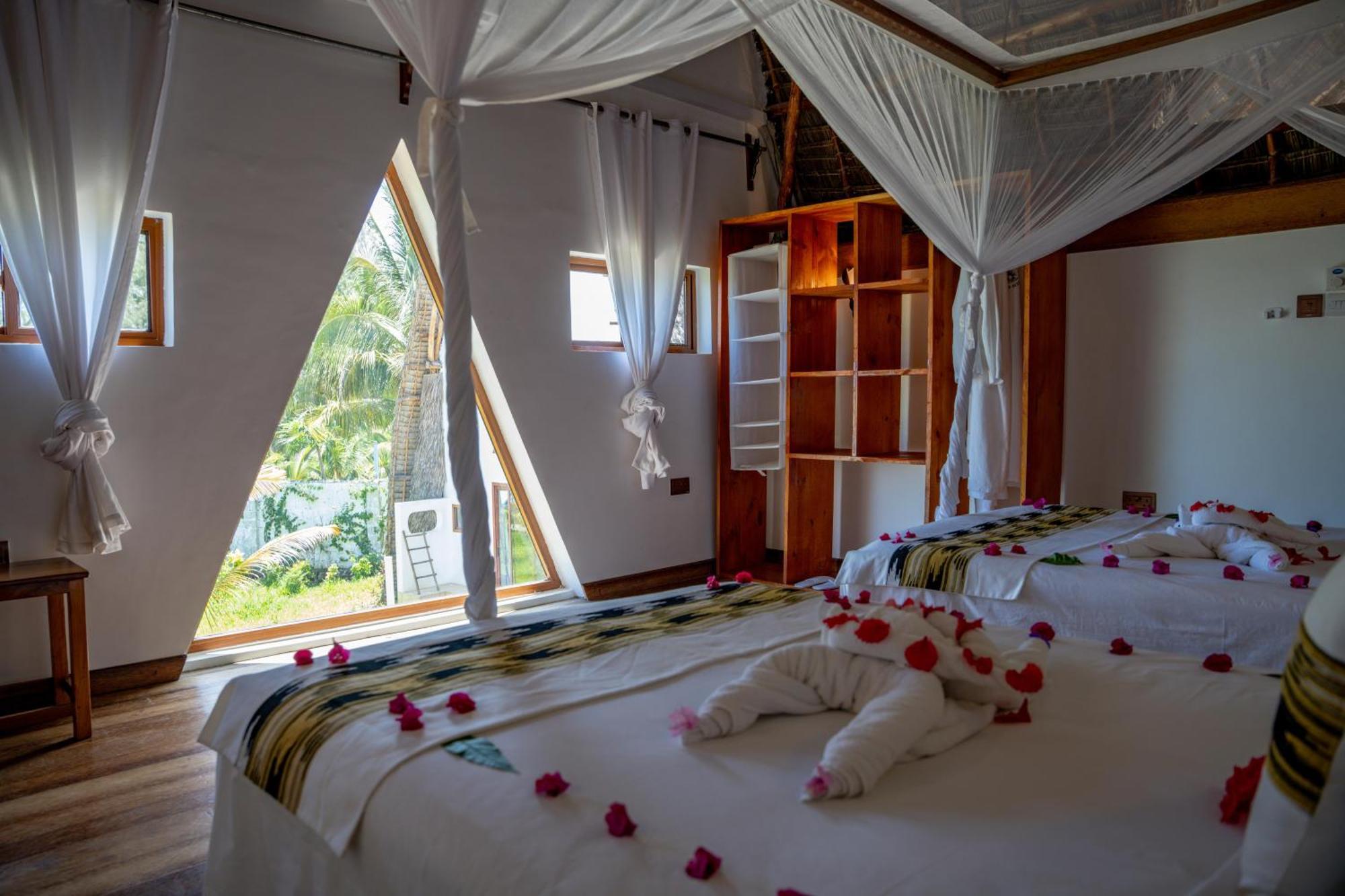 La Perla Beach Resort, Zanzibar - Your Beachfront Private Haven 프와니 음찬가니 외부 사진