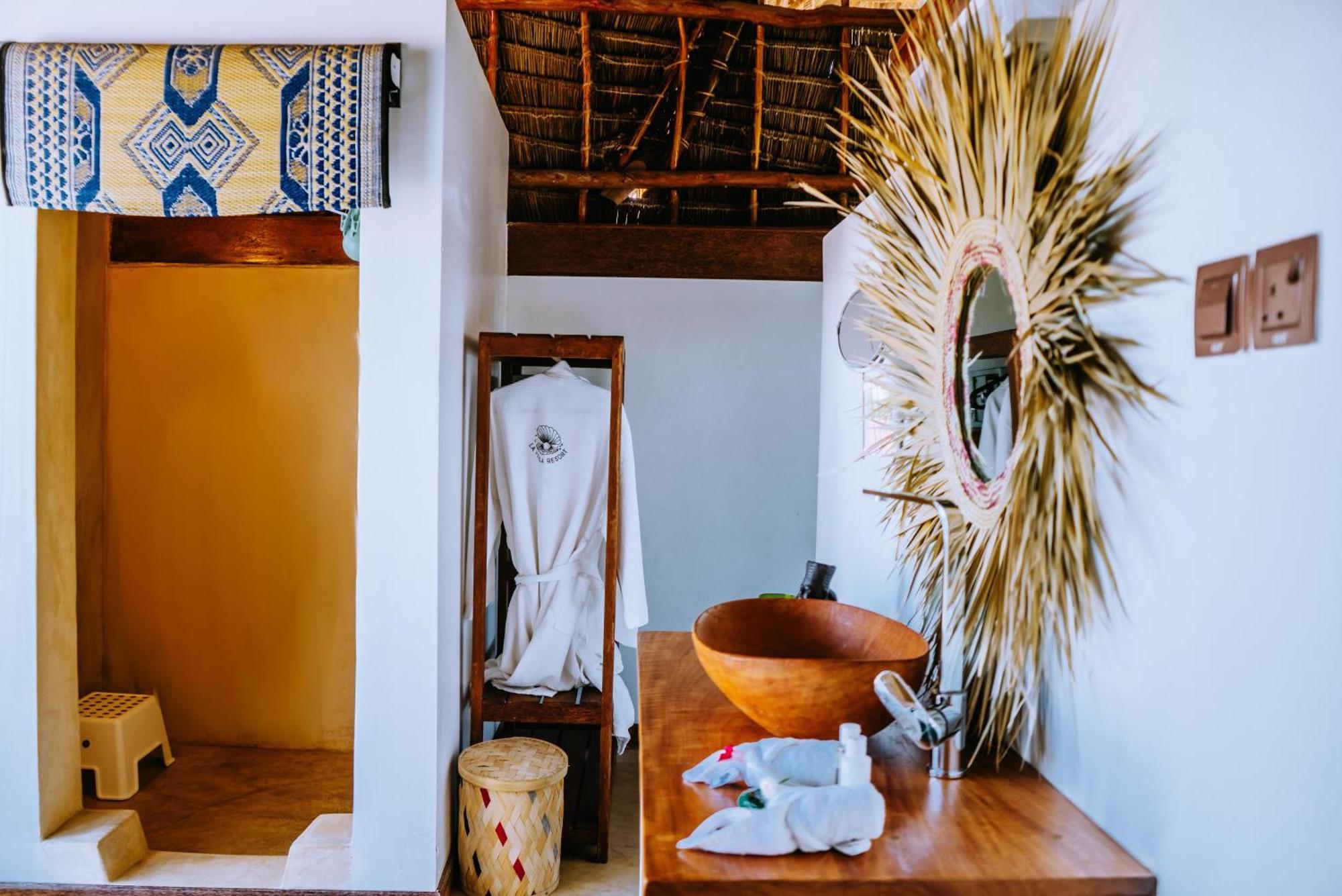 La Perla Beach Resort, Zanzibar - Your Beachfront Private Haven 프와니 음찬가니 외부 사진